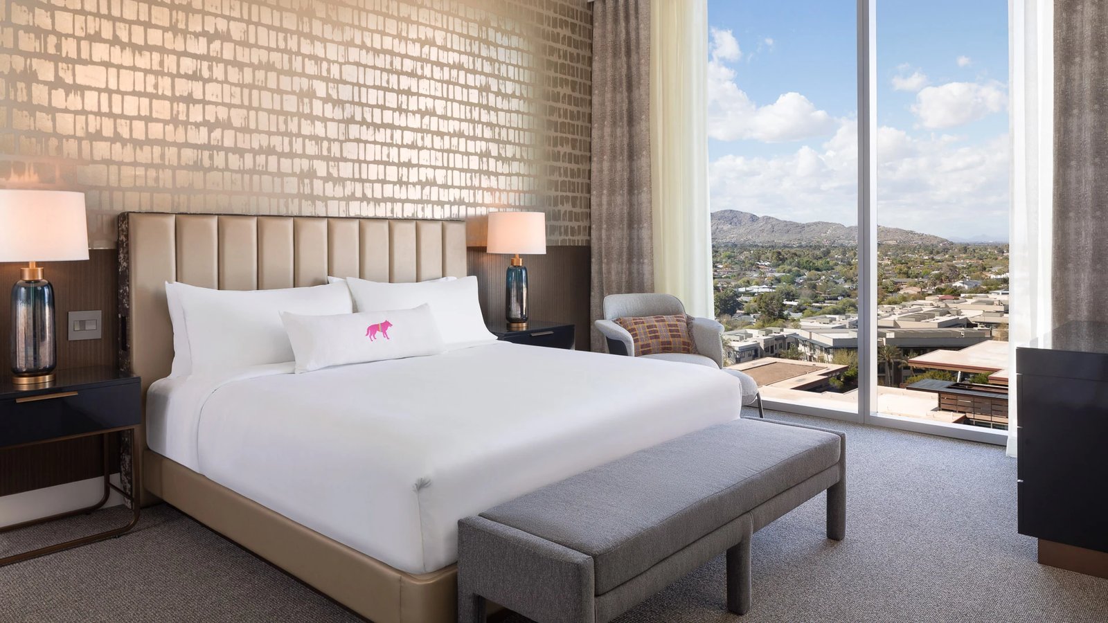 Caesars Republic Scottsdale, a Hilton Hotel