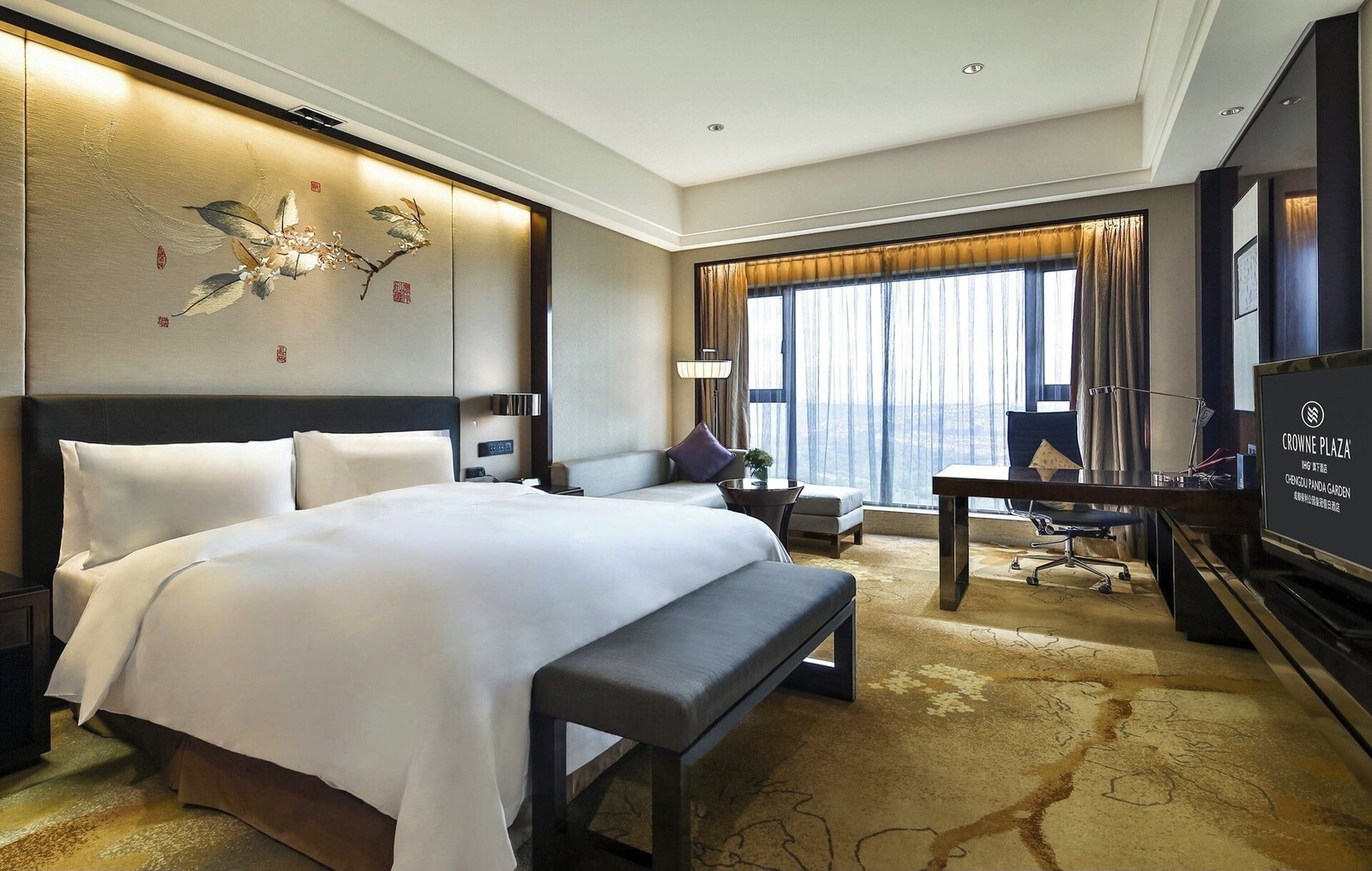 Crowne Plaza Panda Garden — rooms