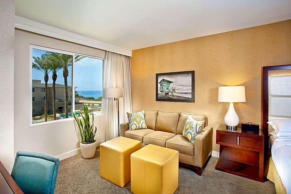 Cape Rey Carlsbad Beach, a Hilton Resort and Spa, rooms