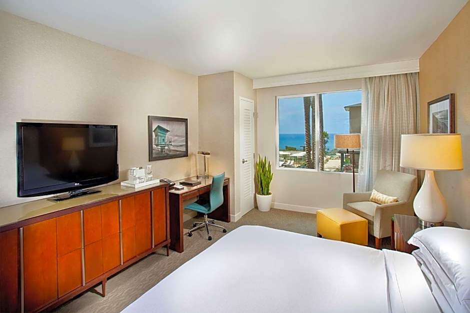 Cape Rey Carlsbad Beach, a Hilton Resort and Spa, rooms