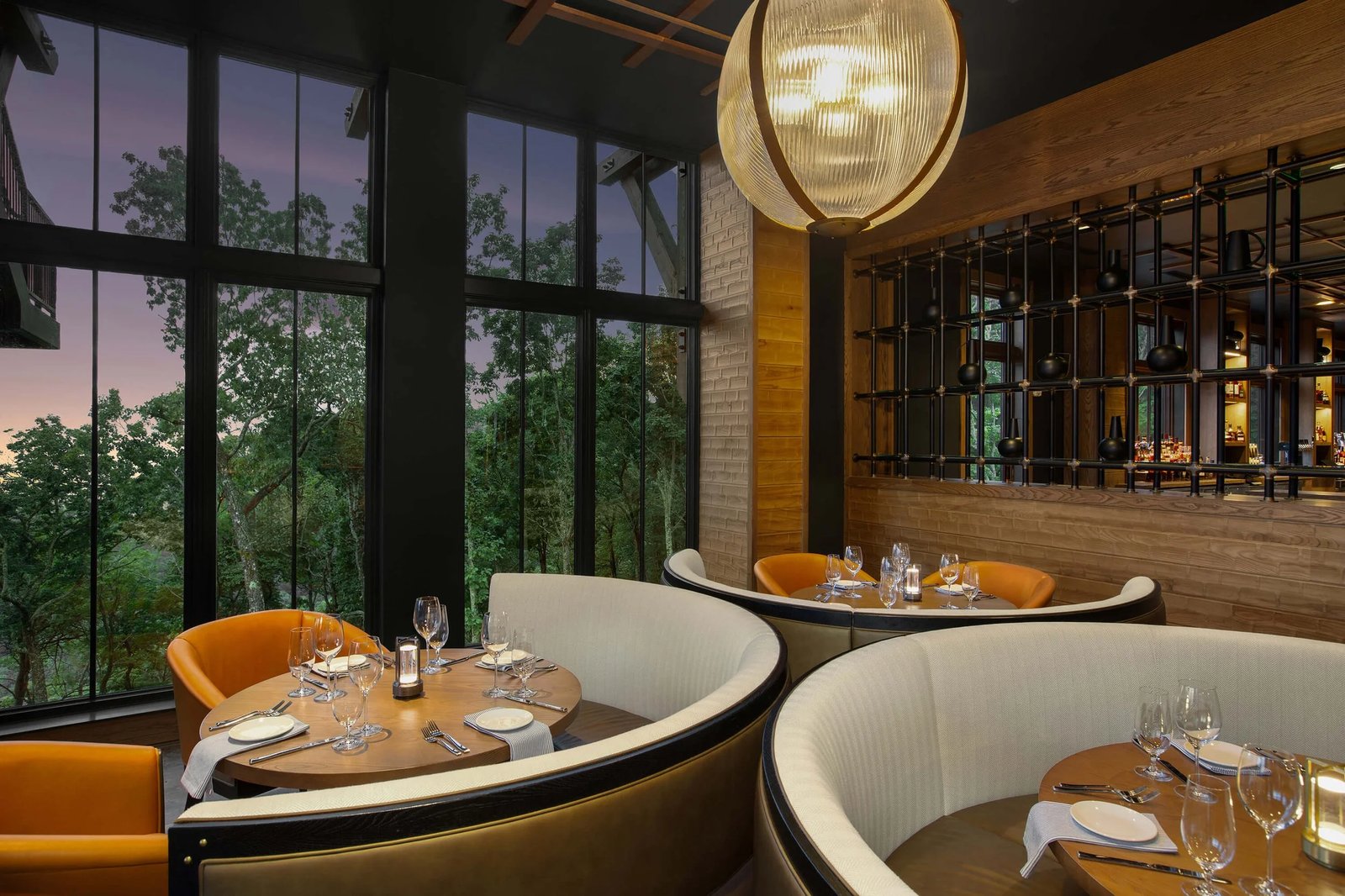 Cloudland at McLemore Resort Lookout Mountain, Curio by Hilton