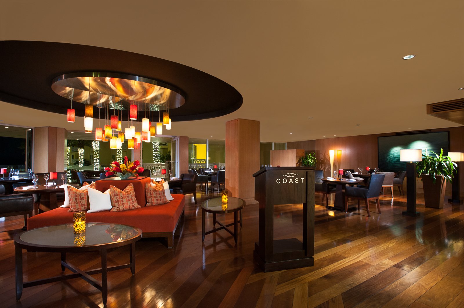 Edgewater Beach Hotel, coast