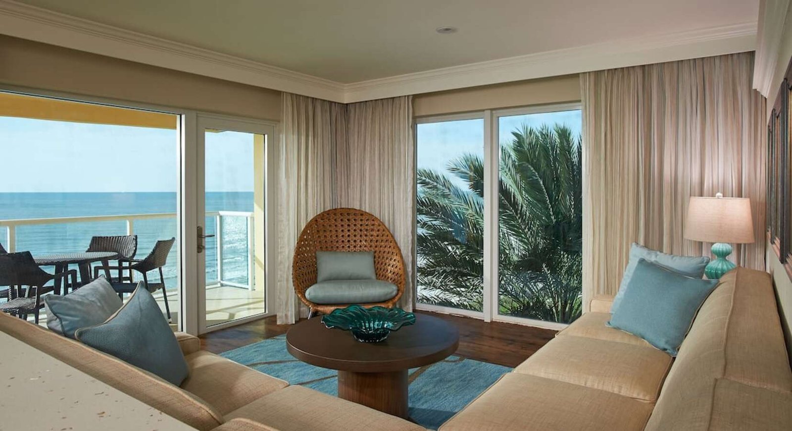 Edgewater Beach Hotel