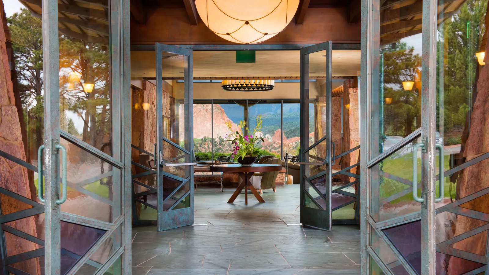 Garden of the Gods Resort