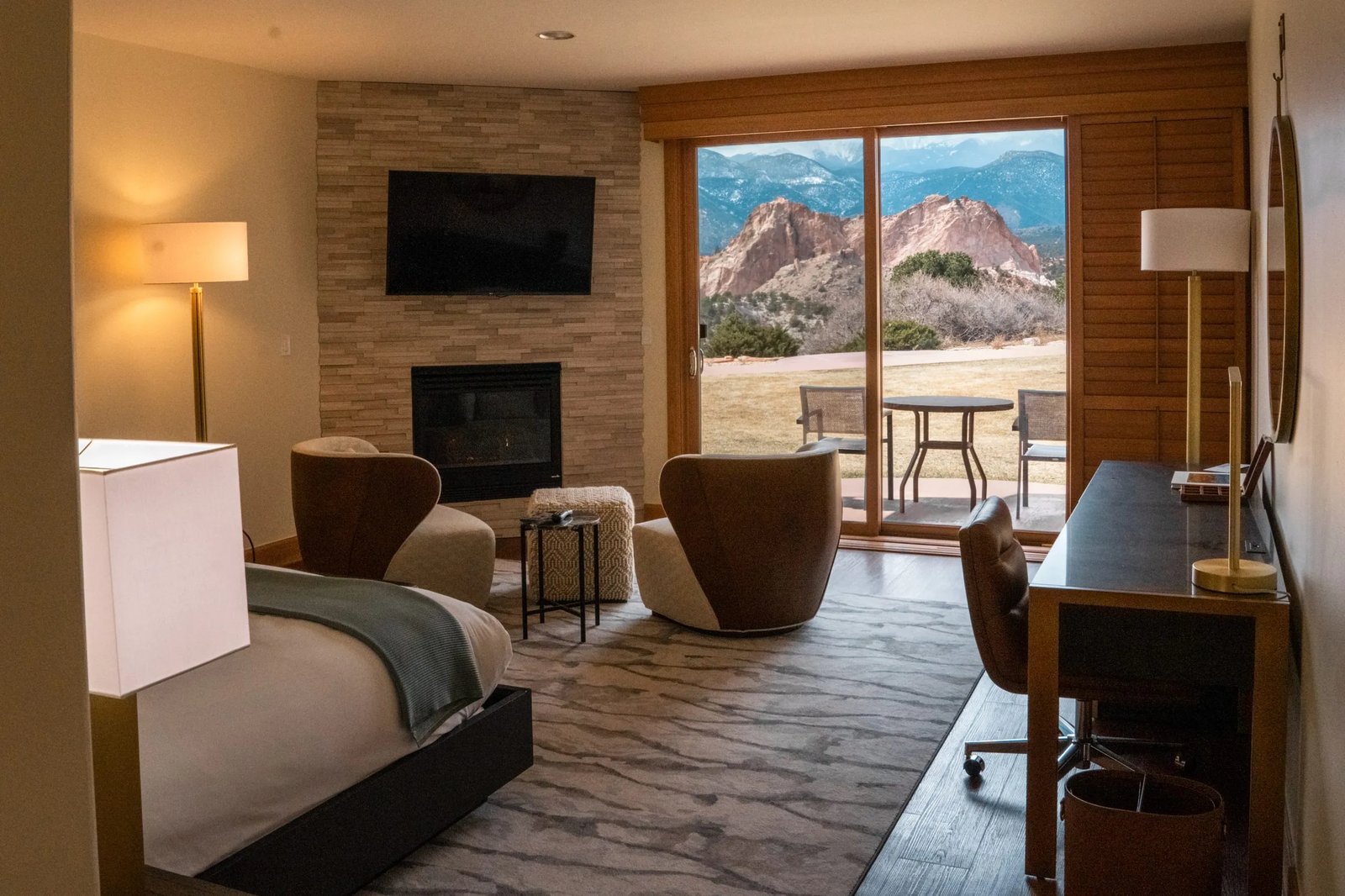 Garden of the Gods Resort, rooms