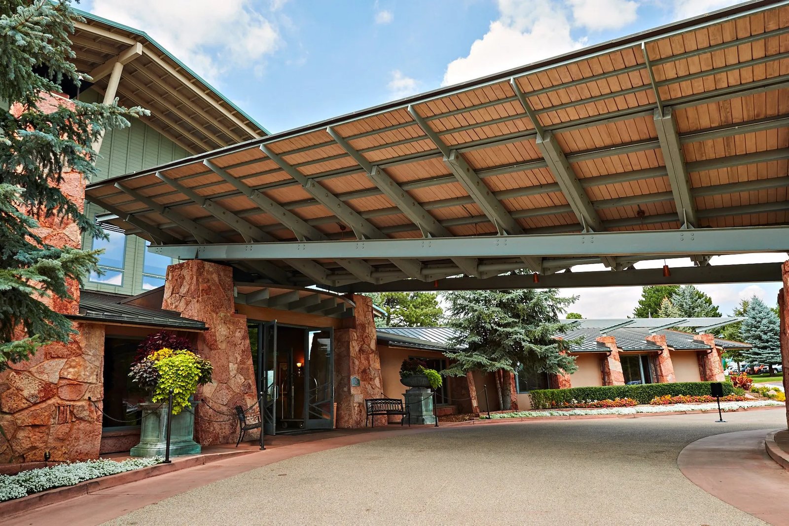 Garden of the Gods Resort, how it began
