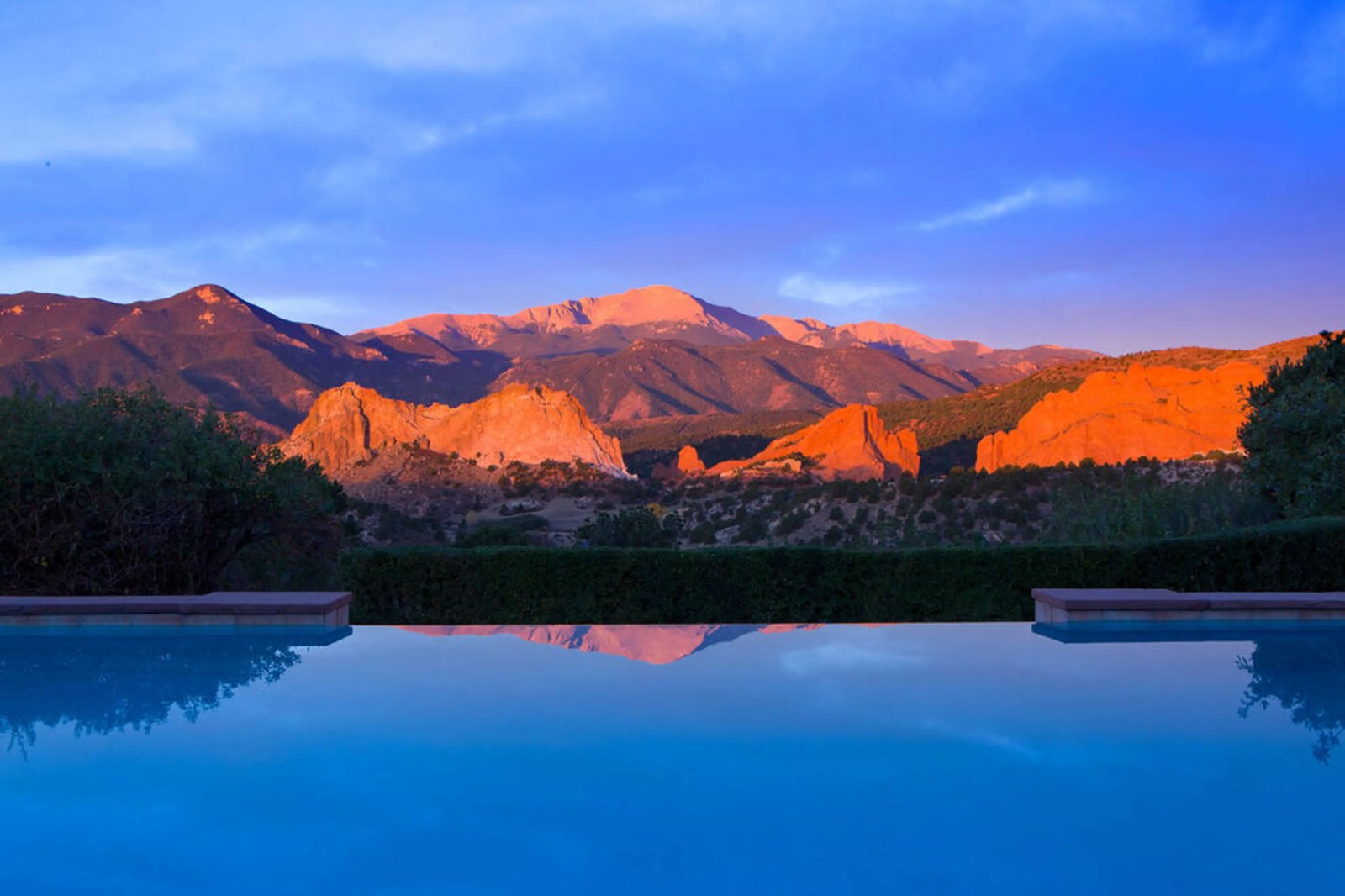 Garden of the Gods Resort, the pool