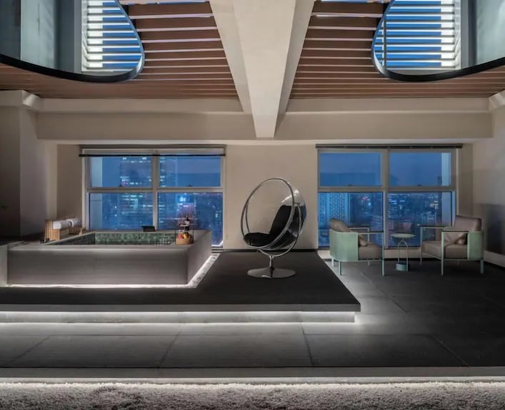 Pagoda Hotel Chengdu Taikoo Li — vibe