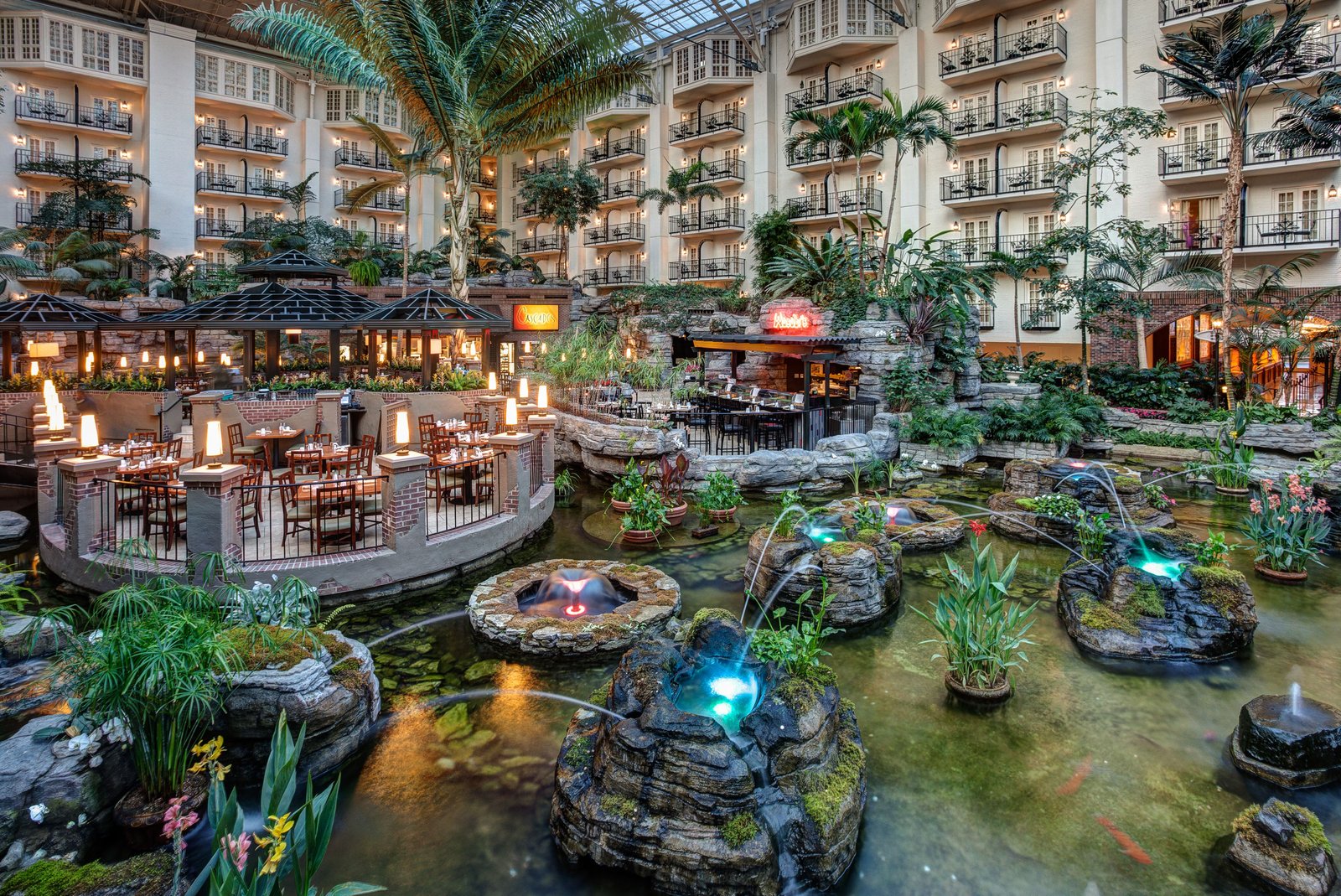 Gaylord Opryland Resort & Convention Center, at the table