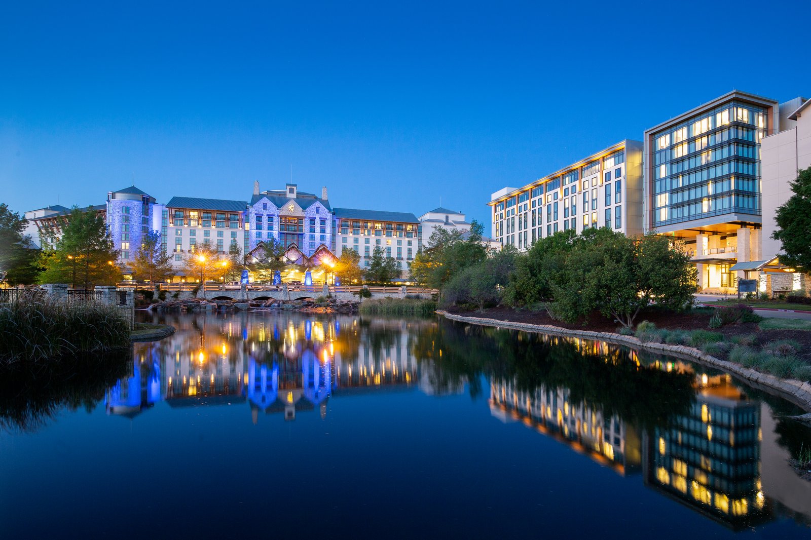 Gaylord Texan Resort & Convention Center, how it began