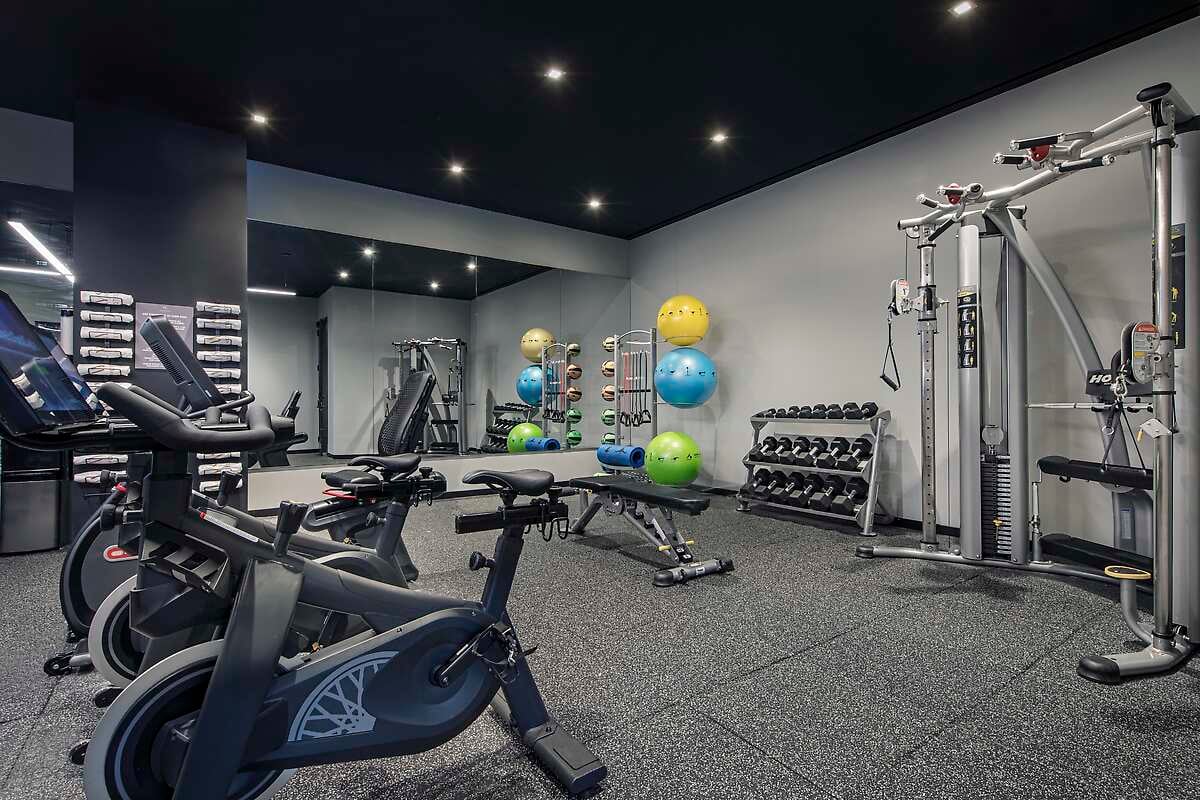 Grayson Hotel - The Unbound Collection by Hyatt, the gym