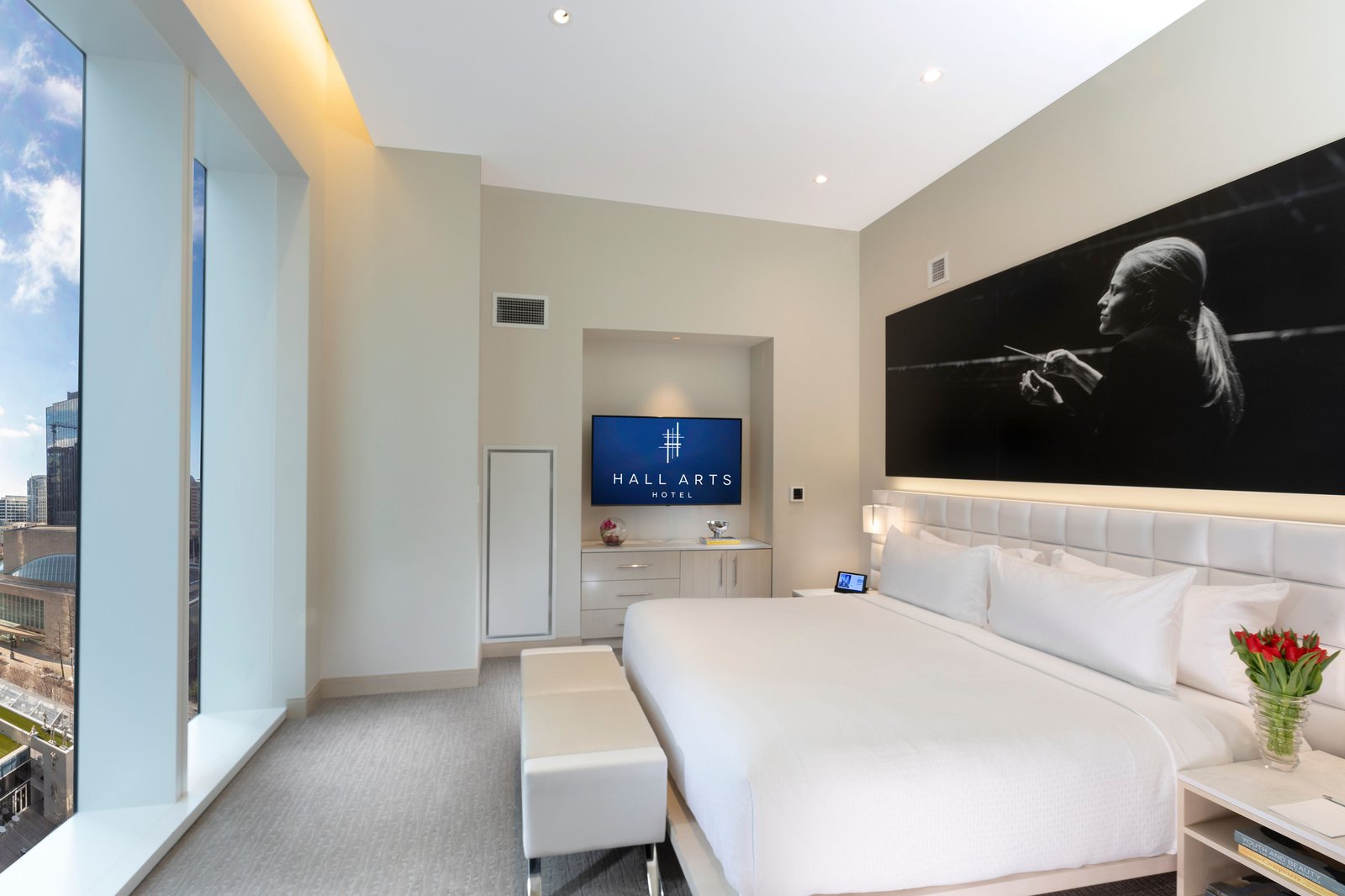 HALL Arts Hotel, Dallas, Autograph Collection