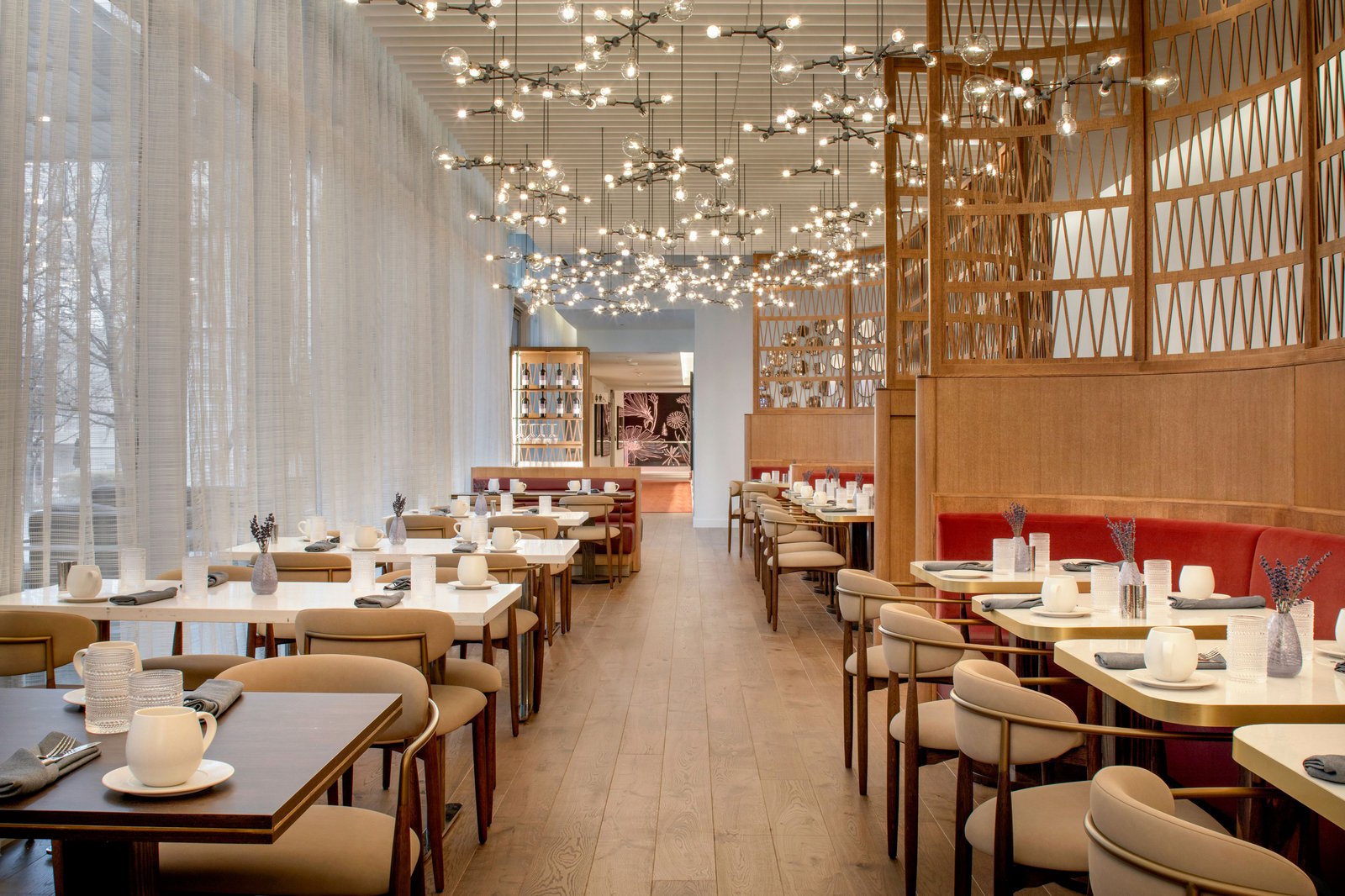 HALL Arts Hotel, Dallas, Autograph Collection, astra kitchen + lounge