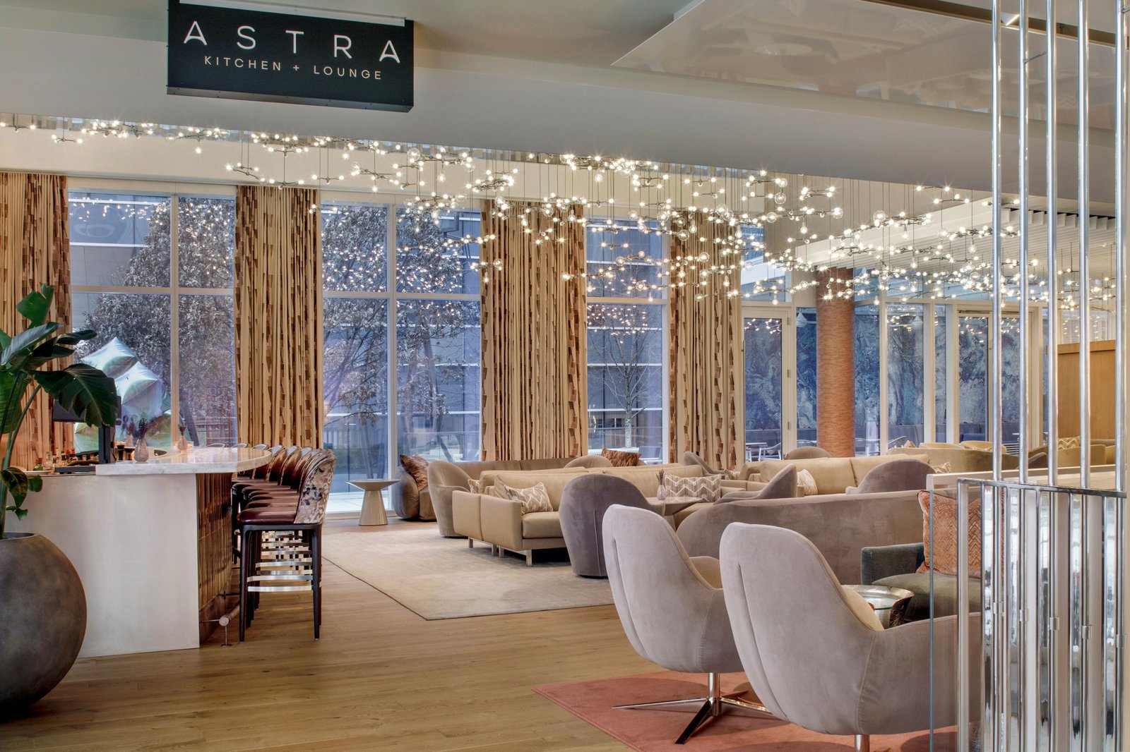 HALL Arts Hotel, Dallas, Autograph Collection, astra kitchen + lounge