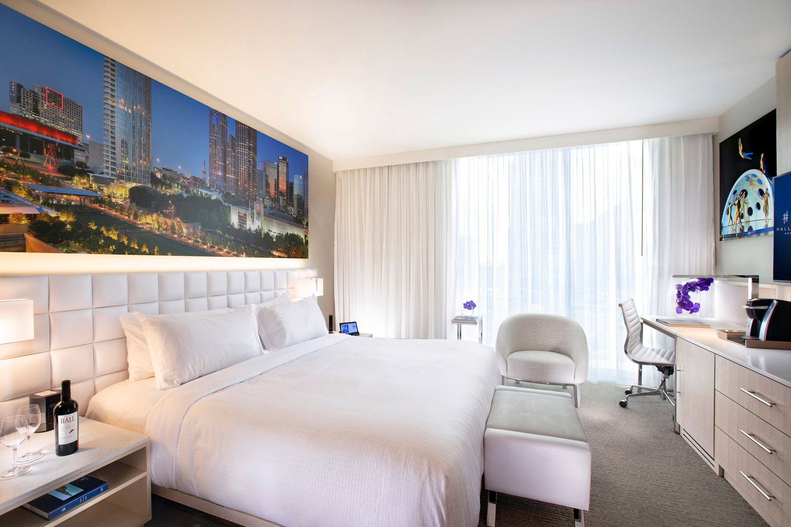 HALL Arts Hotel, Dallas, Autograph Collection
