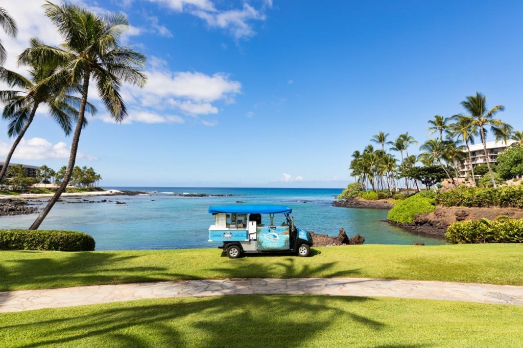 Hilton Waikoloa Village, at the table