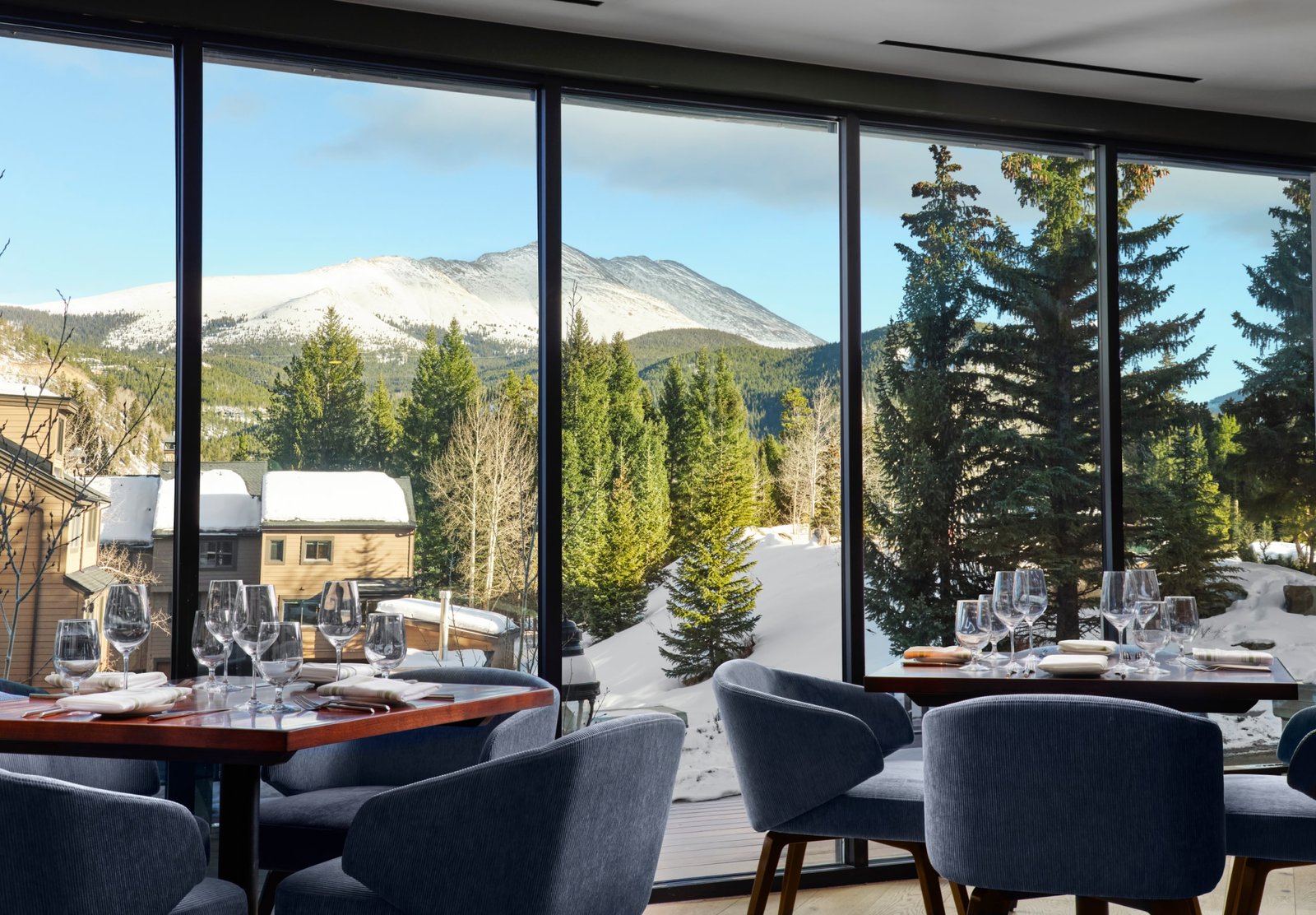 Hotel Alpenrock Breckenridge, Curio Collection by Hilton, at the table
