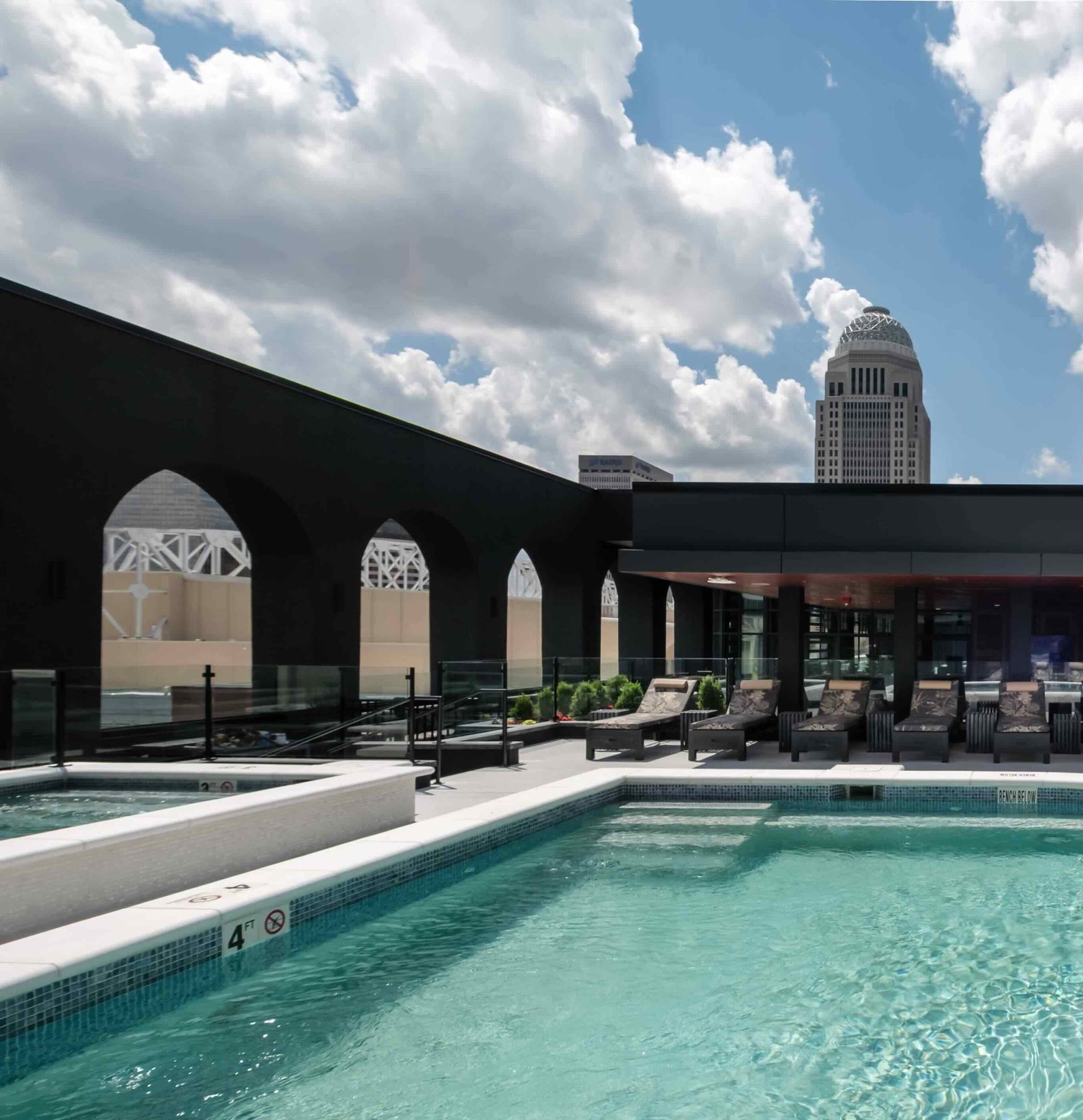 Hotel Bourre Bonne Louisville, Curio Collection by Hilton