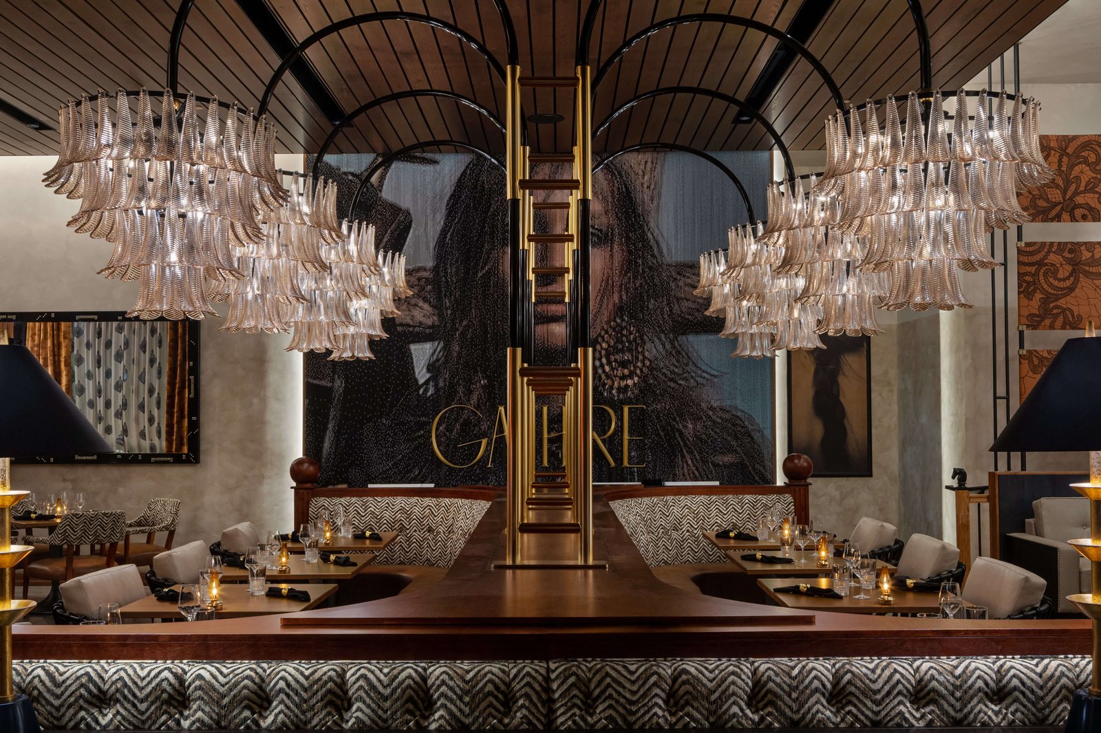 Hotel Fraye Nashville, Curio Collection by Hilton, gathre