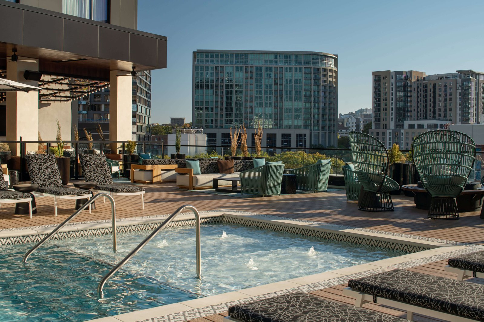 Hotel Fraye Nashville, Curio Collection by Hilton, the pool