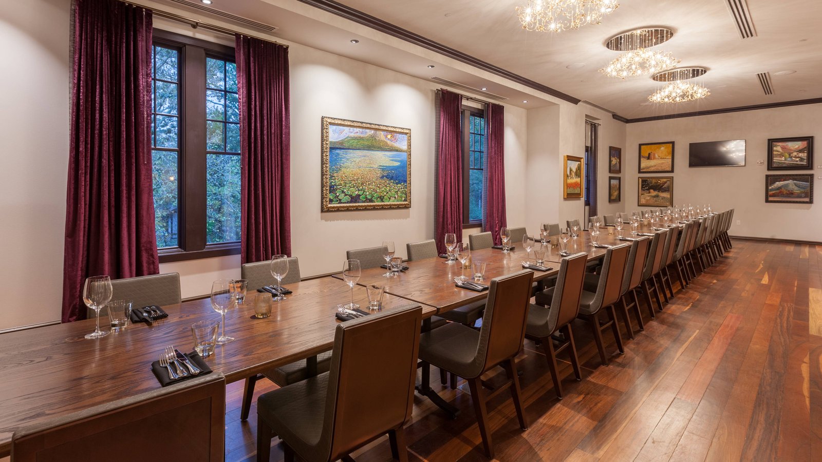 Hotel Wildemont, Autograph Collection, at the table
