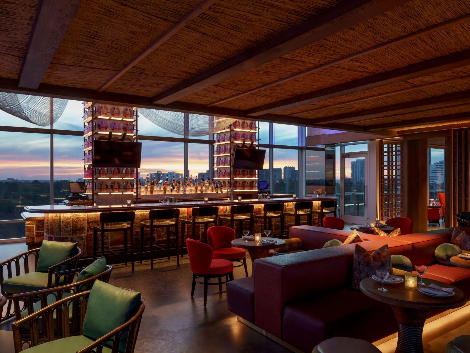 Hyatt Centric Buckhead Atlanta, spaceman