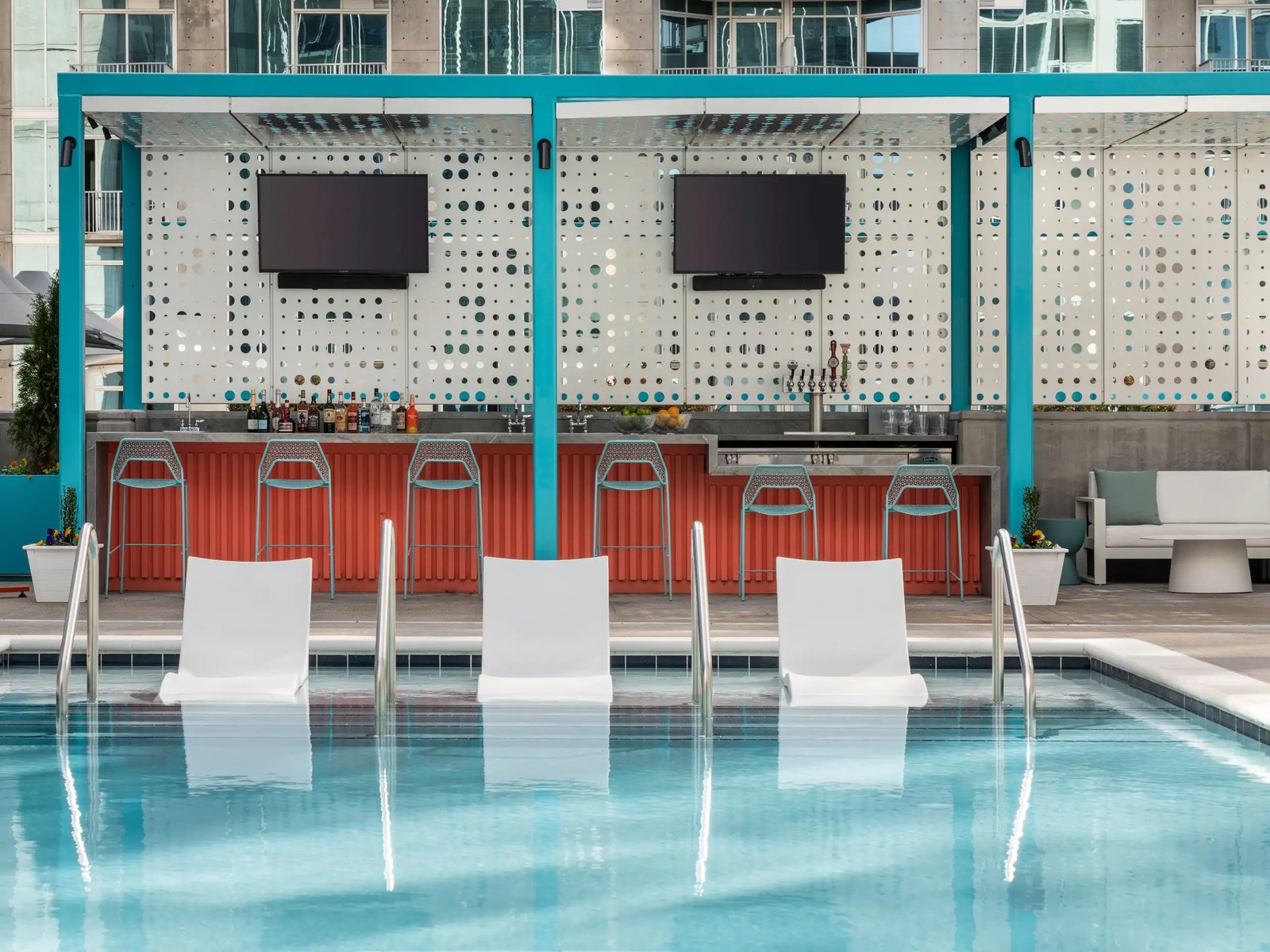 Hyatt Centric Downtown Nashville, the pool
