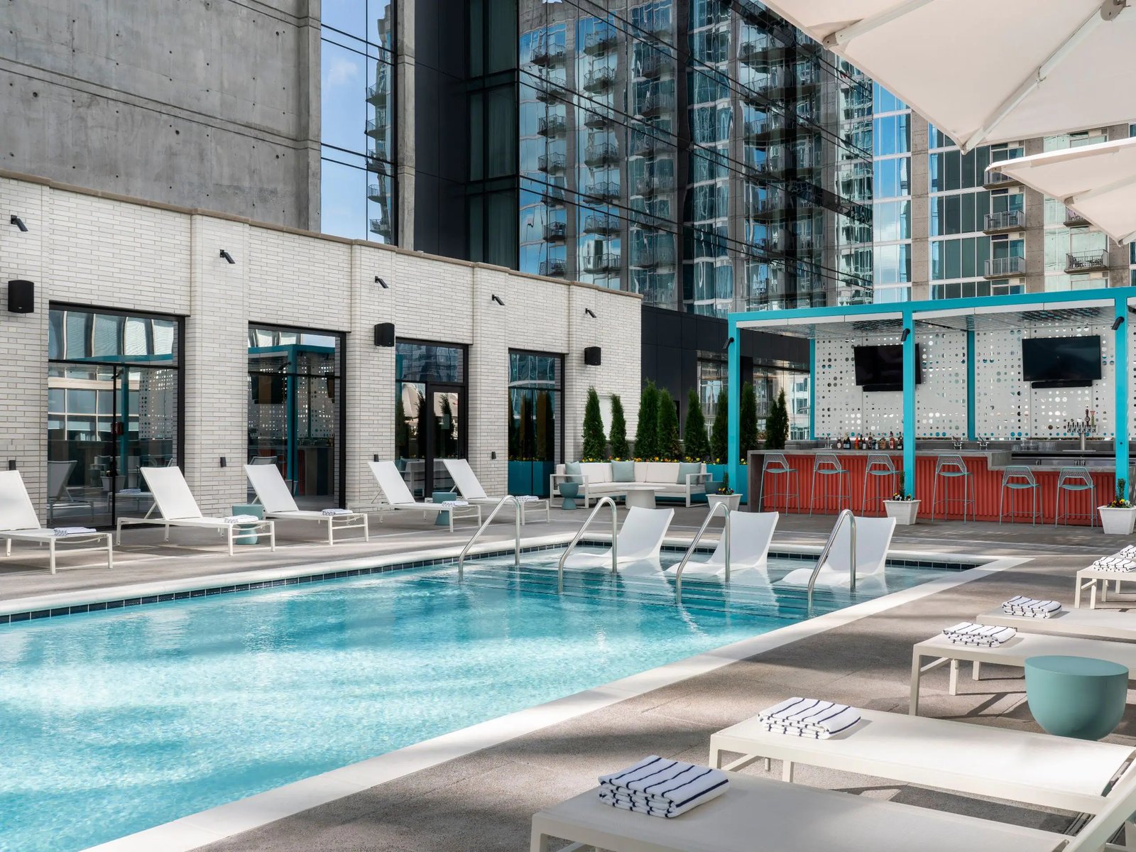 Hyatt Centric Downtown Nashville, the pool