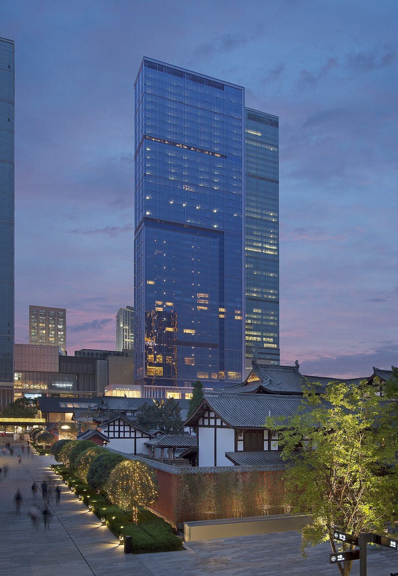 Niccolo Chengdu Hotel — vibe