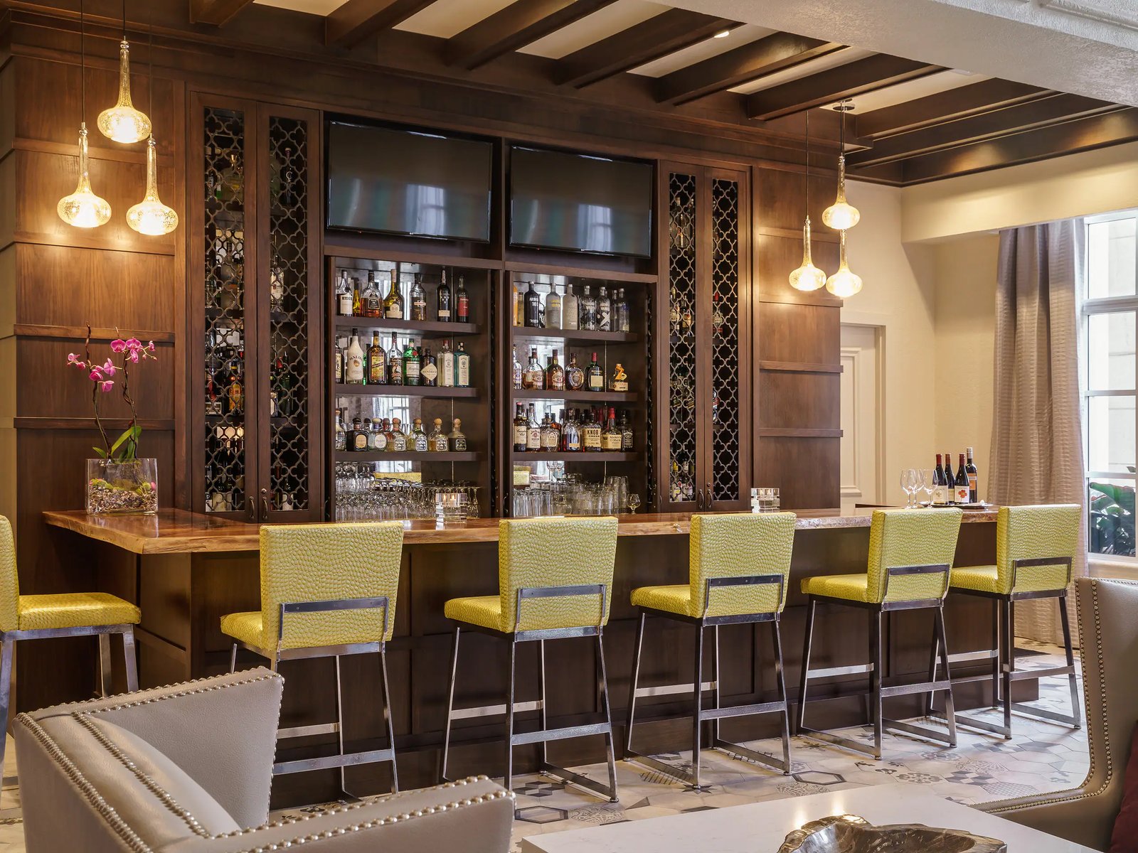 Hyatt Regency Coral Gables, bar 50