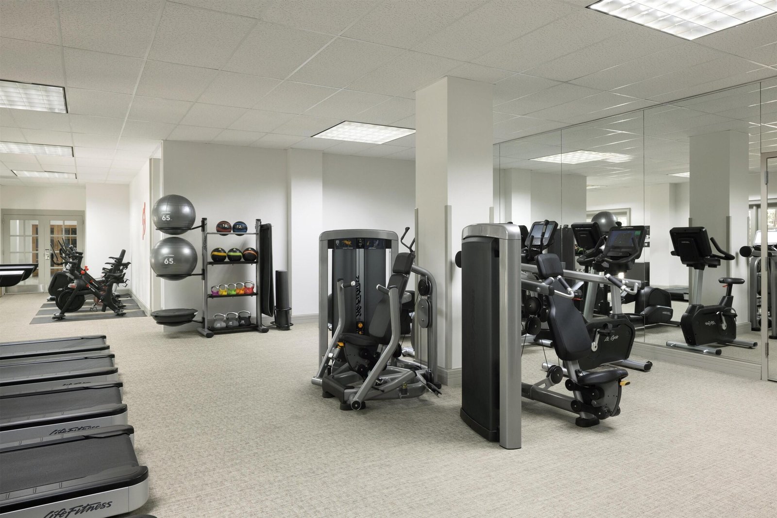 Hyatt Regency Hill Country Resort and Villas, the spa and gym