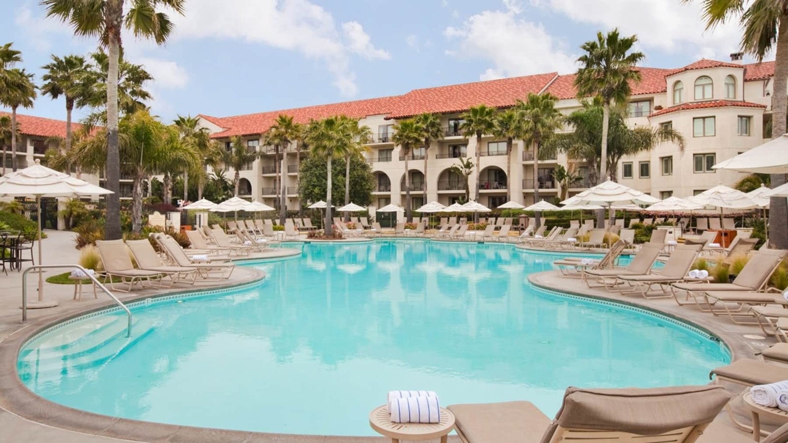Hyatt Regency Huntington Beach Resort and Spa, the pool