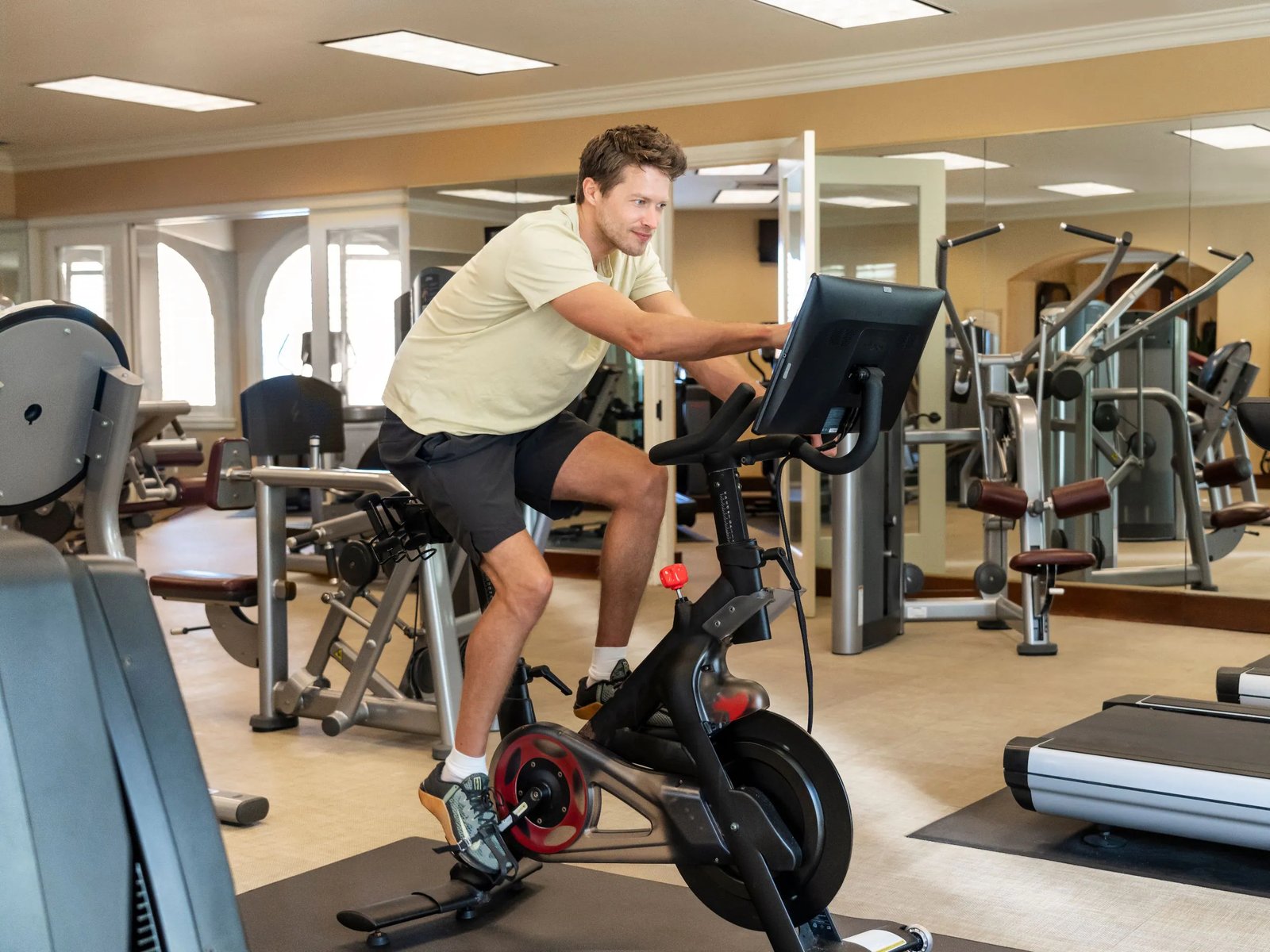 Hyatt Regency Huntington Beach Resort and Spa, the spa and gym