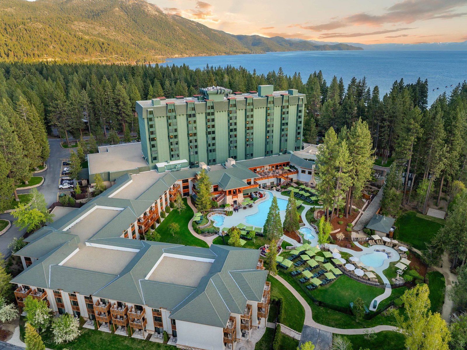 Hyatt Regency Lake Tahoe Resort, Spa and Casino, the pool