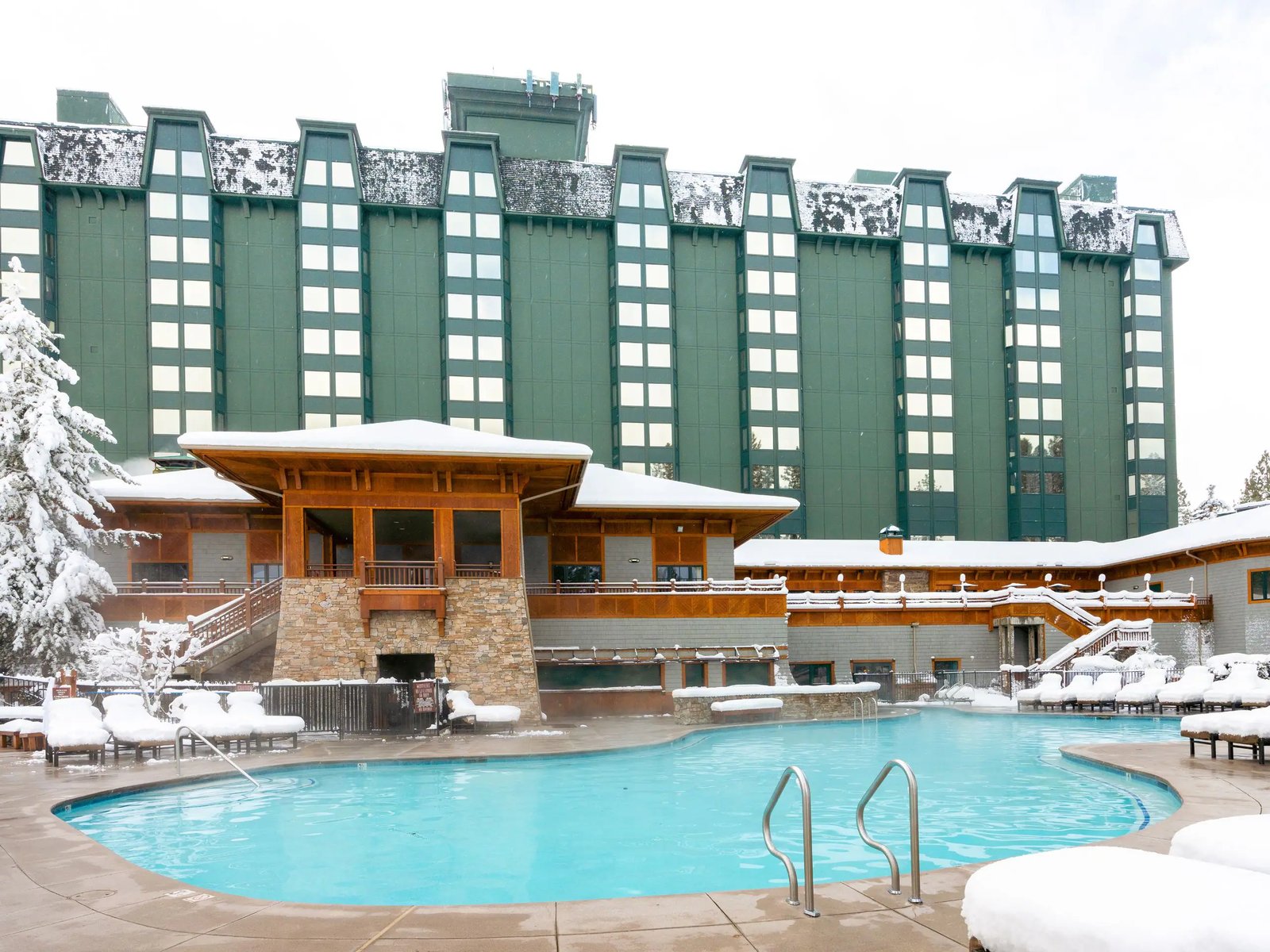 Hyatt Regency Lake Tahoe Resort, Spa and Casino, the pool