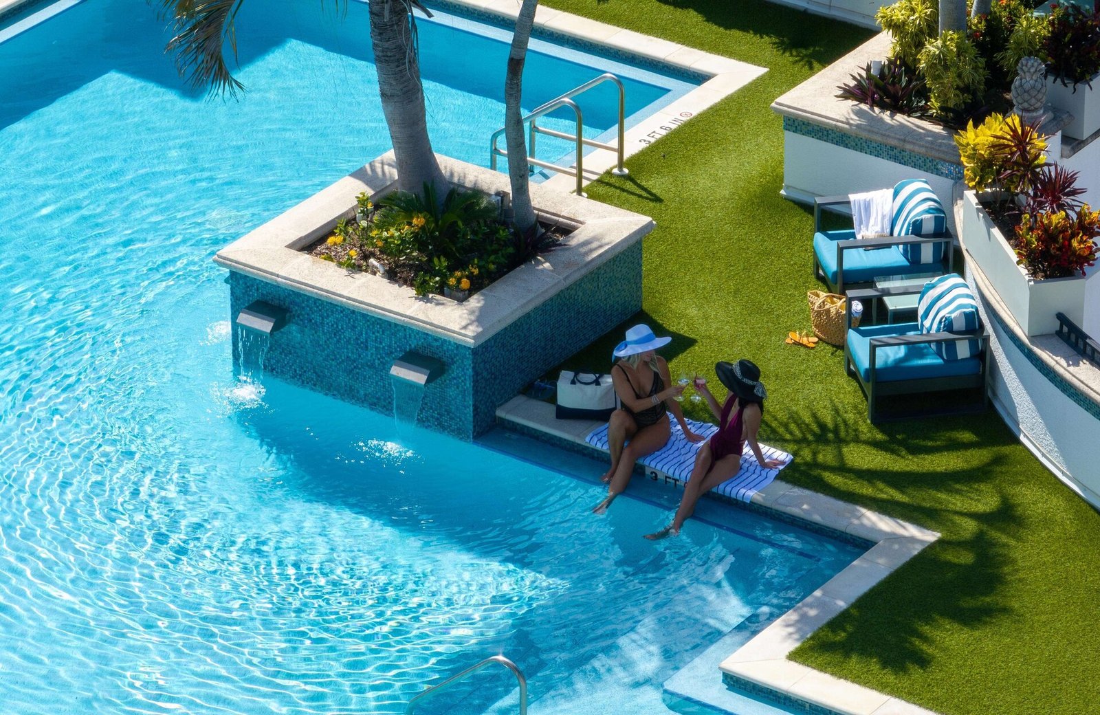Inn on Fifth, the pool