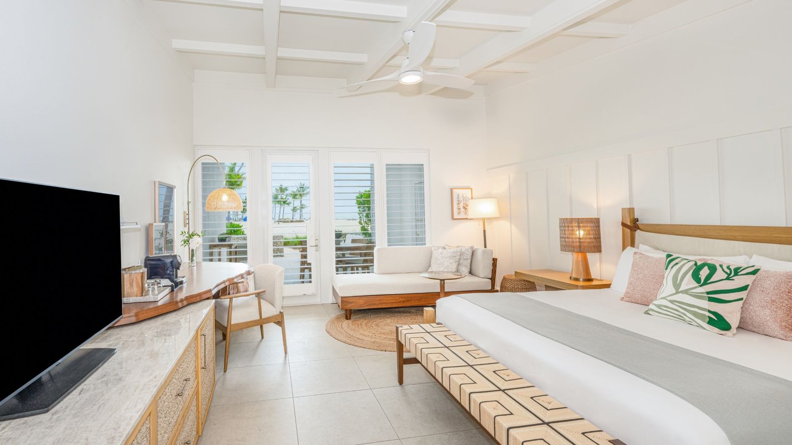 Islander Resort, rooms