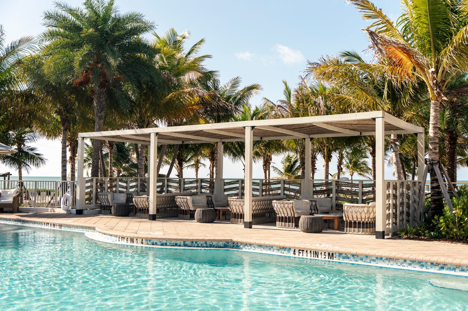 Islander Resort, the pool