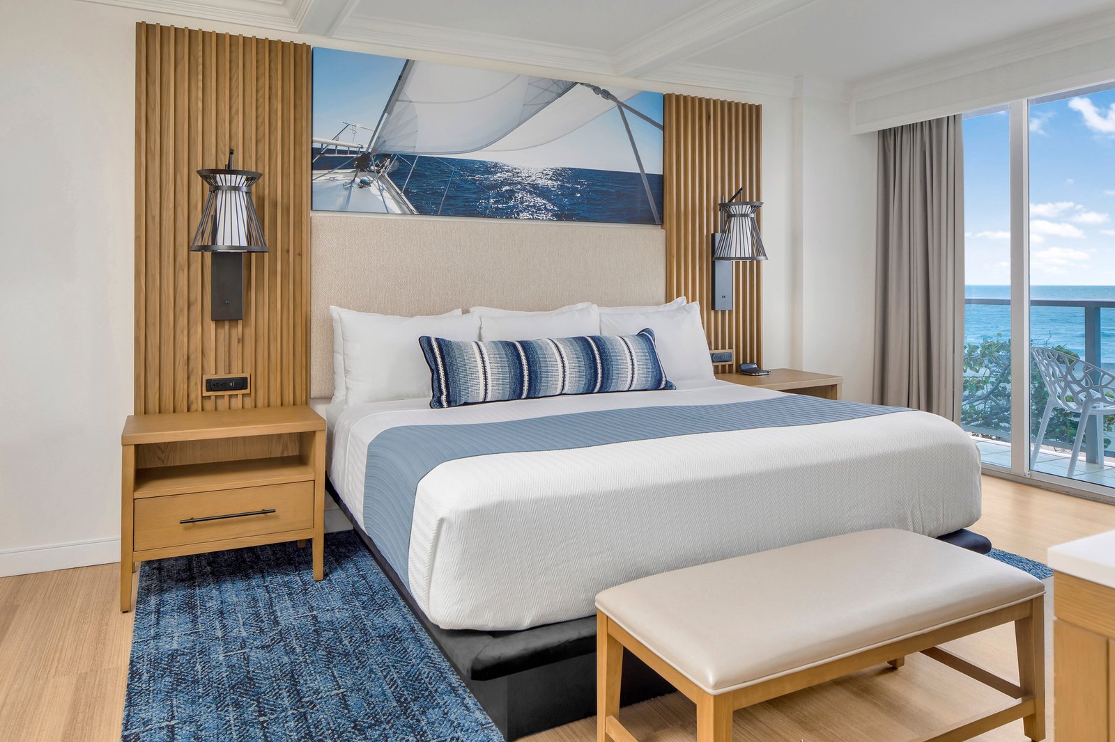 Jupiter Beach Resort & Spa, rooms