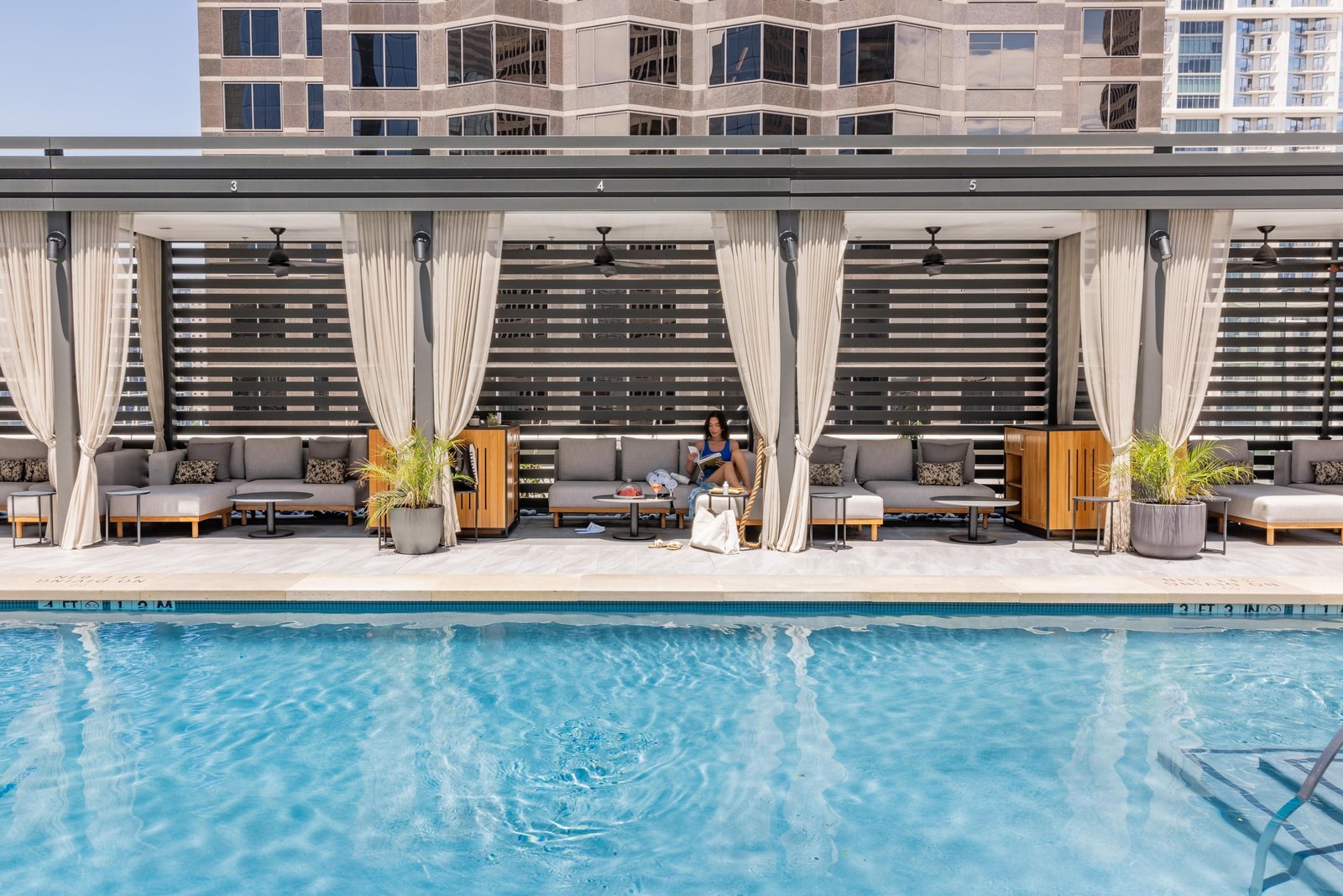 JW Marriott Dallas Arts District, the pool