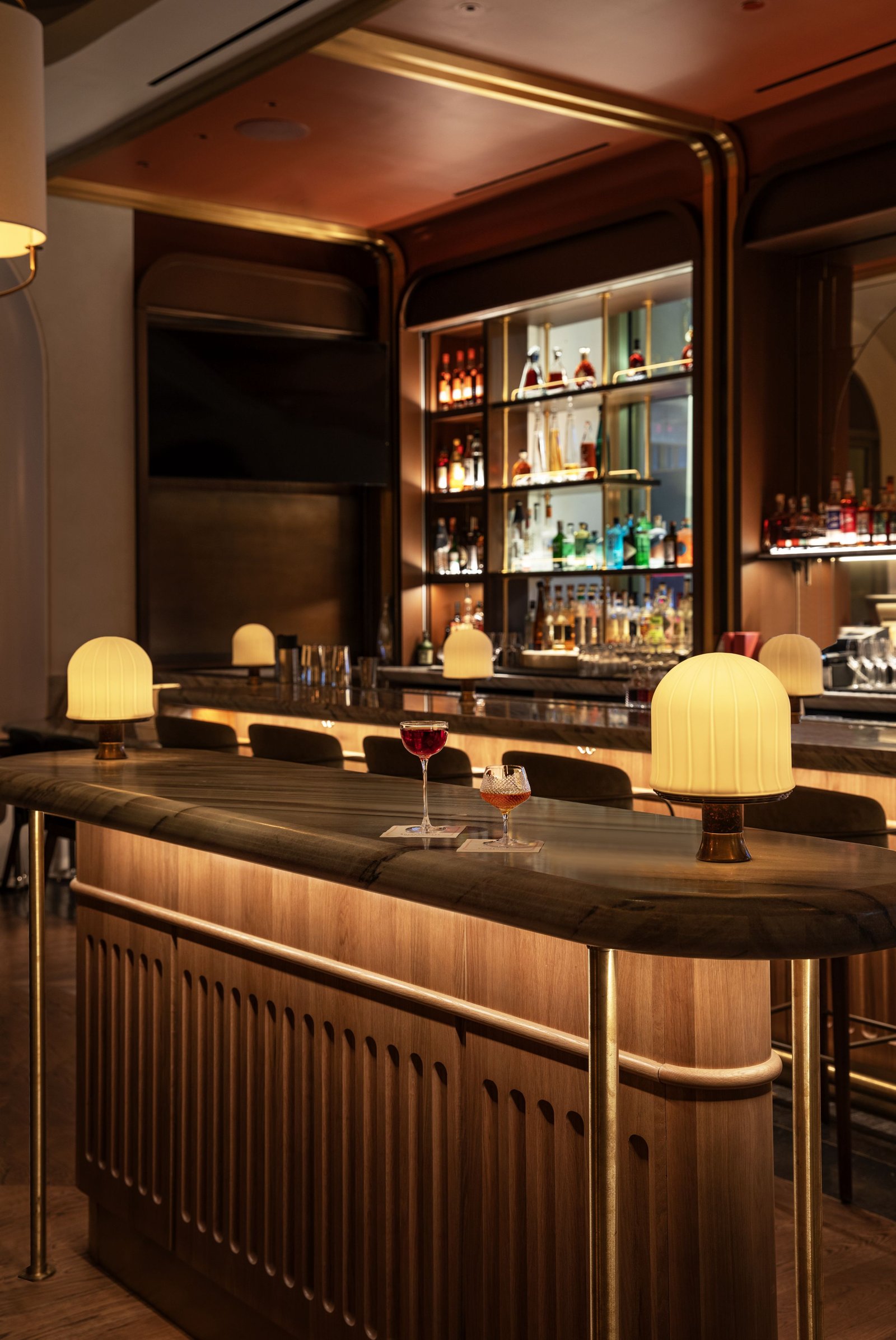 JW Marriott Essex House New York, bourbon steak lounge and bar