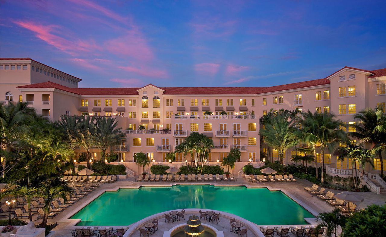 JW Marriott Miami Turnberry Resort & Spa, the pool