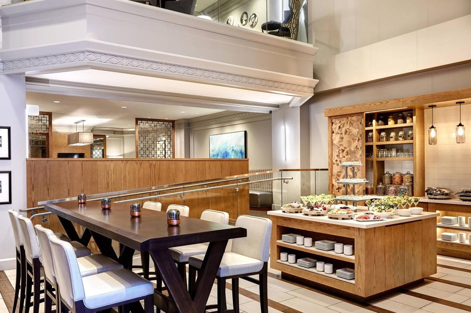 JW Marriott New Orleans, executive lounge