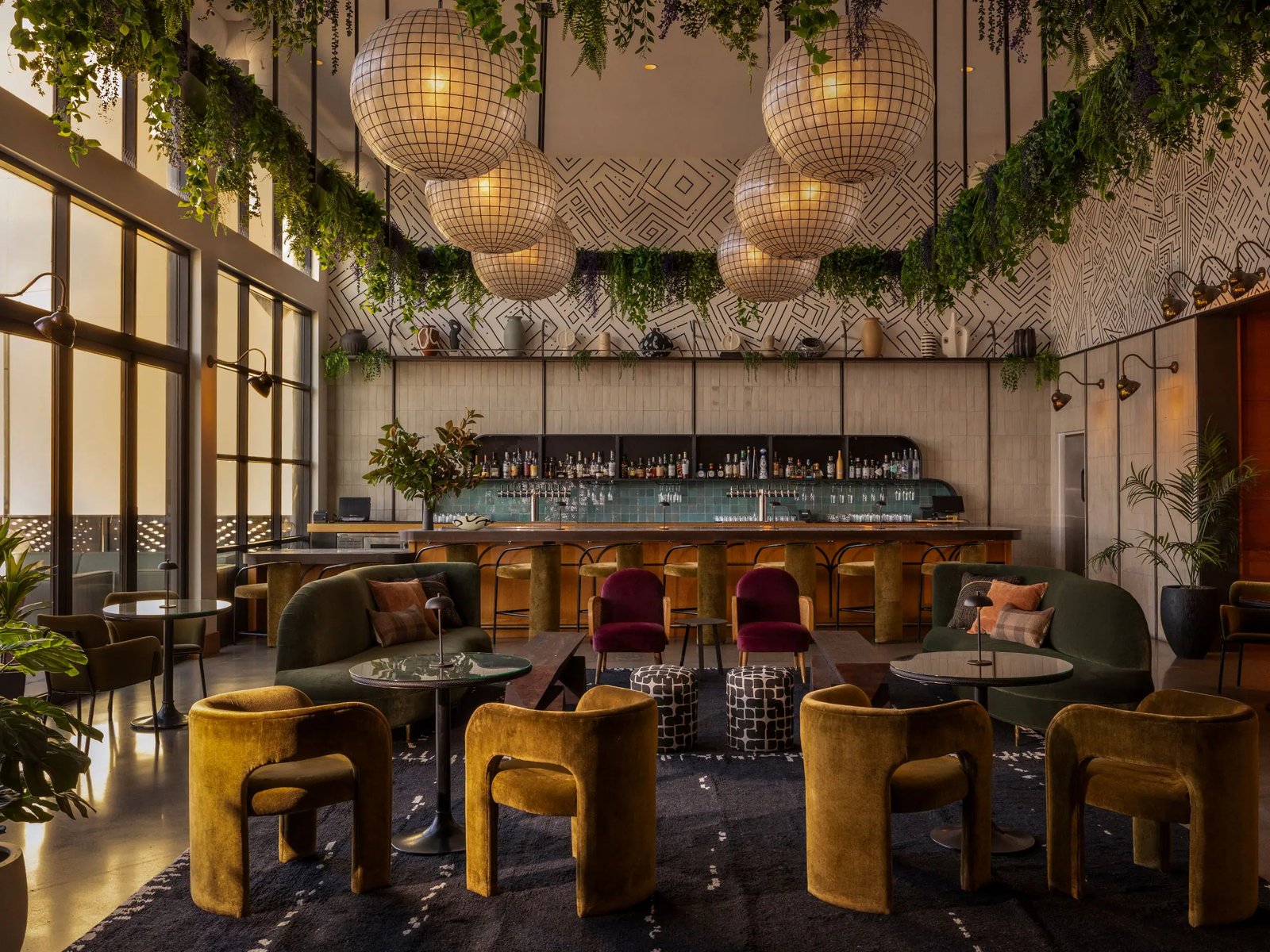 Kissel Uptown Oakland - The Unbound Collection by Hyatt, high 5ive rooftop bar & lounge