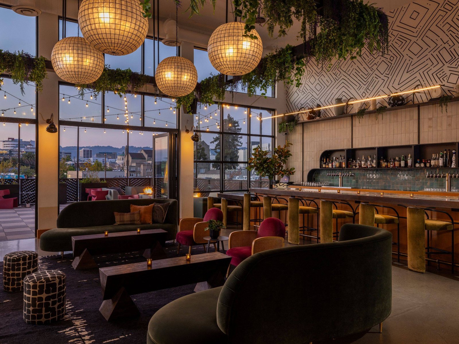 Kissel Uptown Oakland - The Unbound Collection by Hyatt, high 5ive rooftop bar & lounge