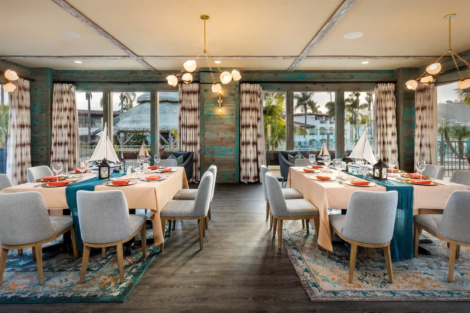 Kona Kai San Diego Resort, vessel restaurant + bar