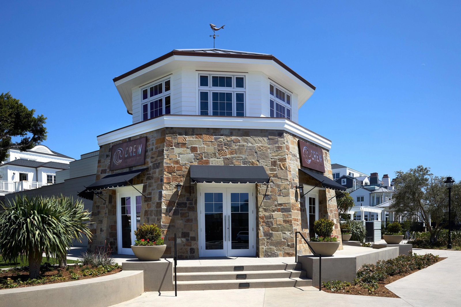 Lido House, Autograph Collection, at the table