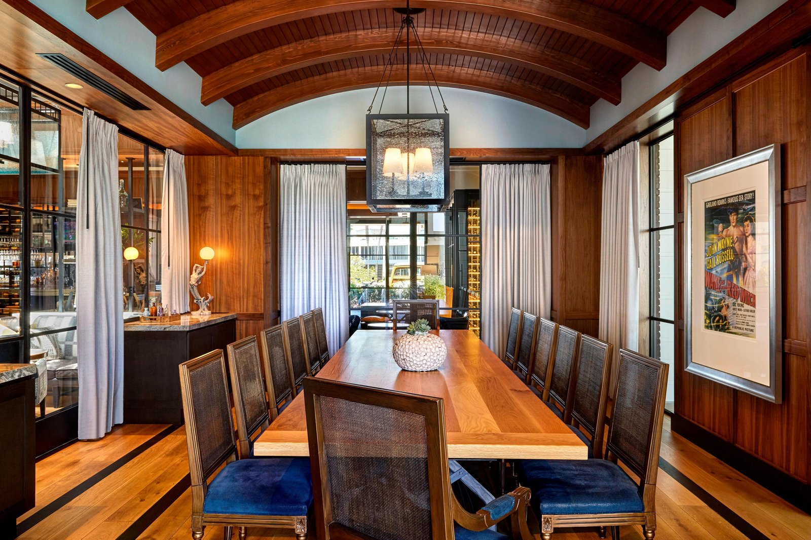 Lido House, Autograph Collection, the mayor's table