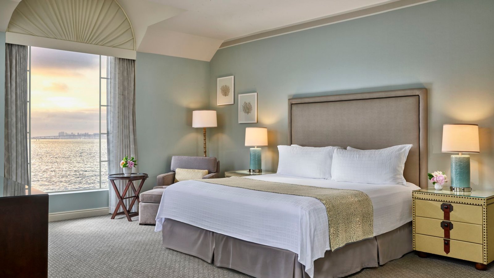 Loews Coronado Bay Resort, rooms