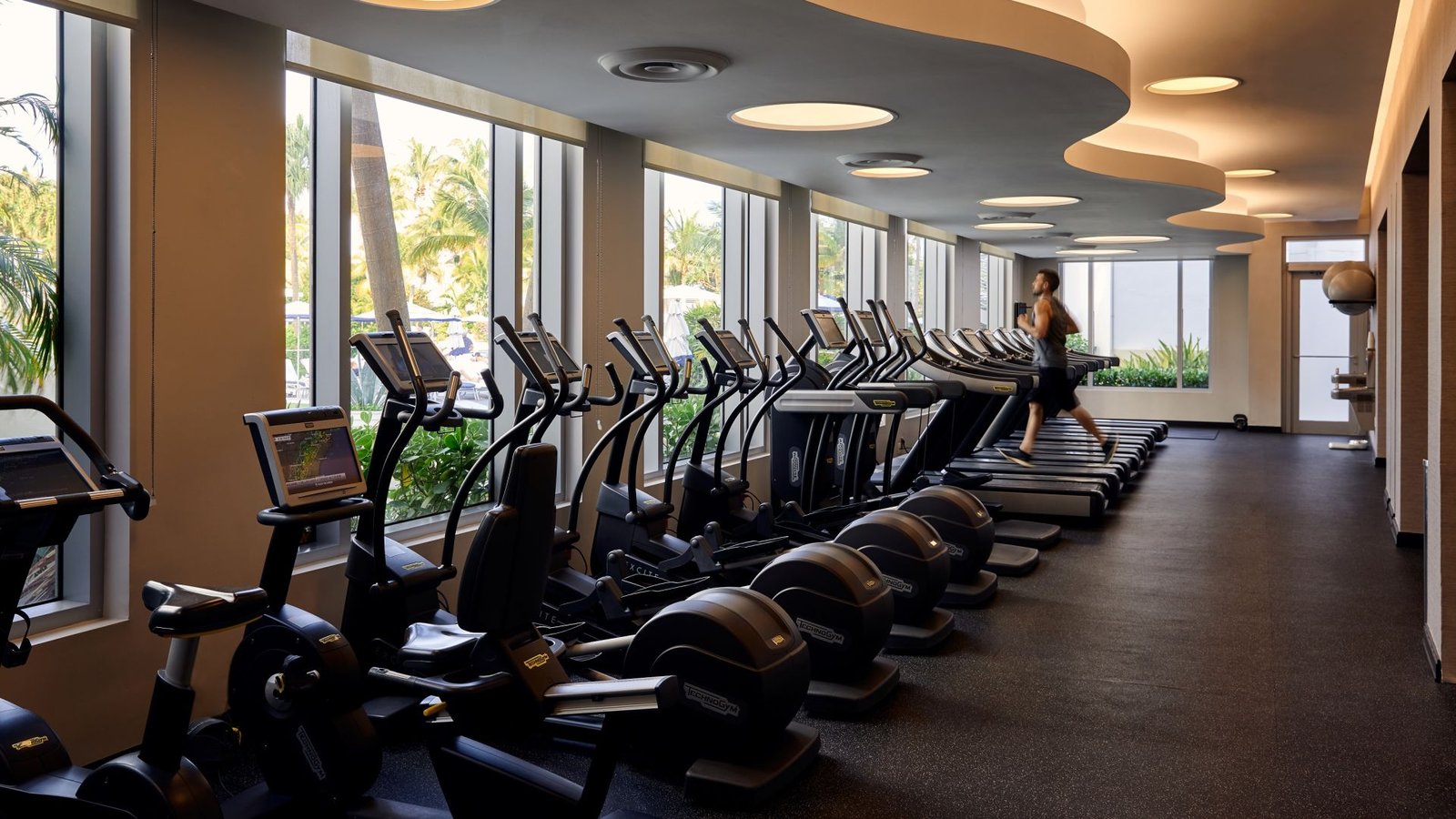 Loews Miami Beach Hotel, the gym and baths